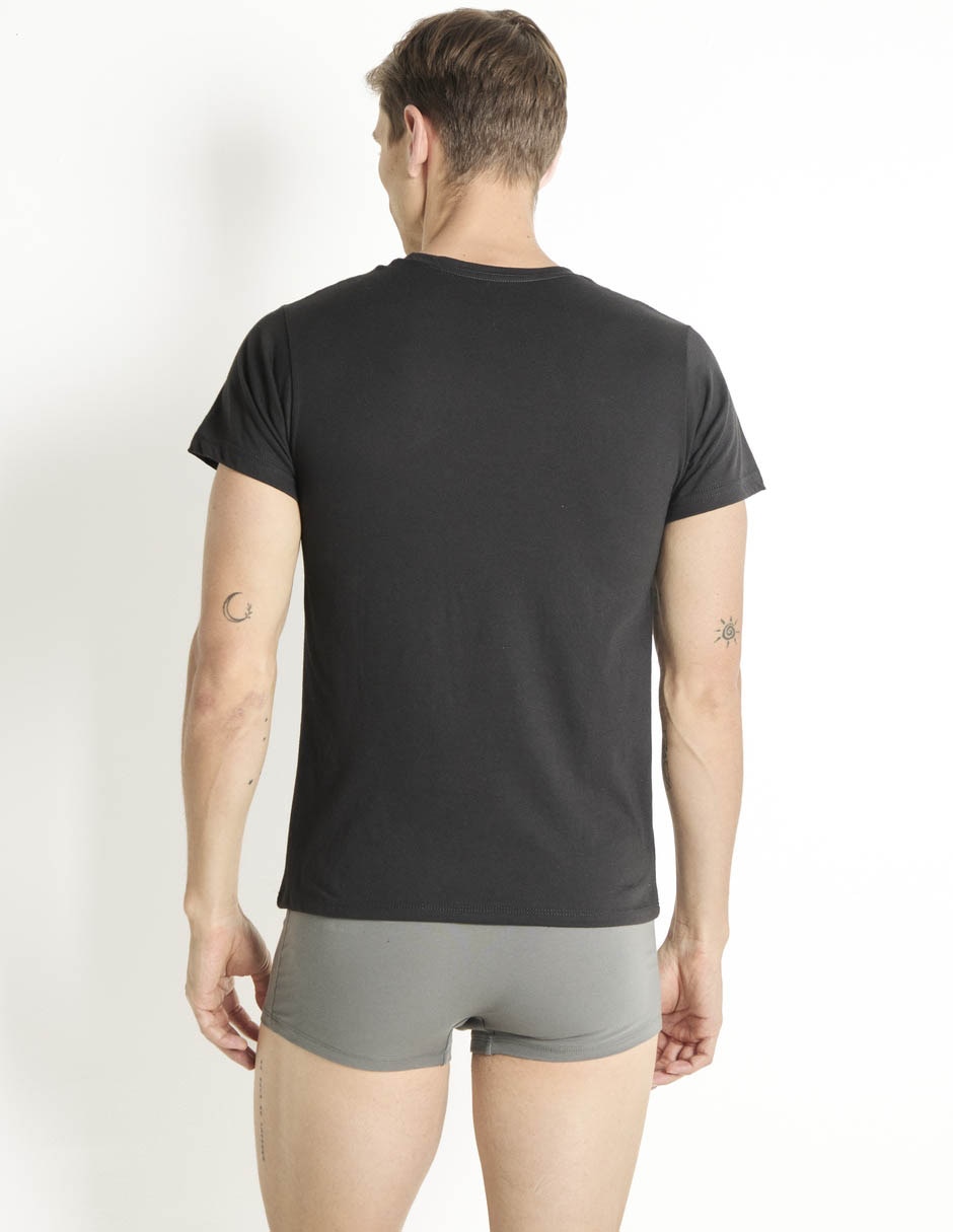 Set playera cuello redondo para hombre 2