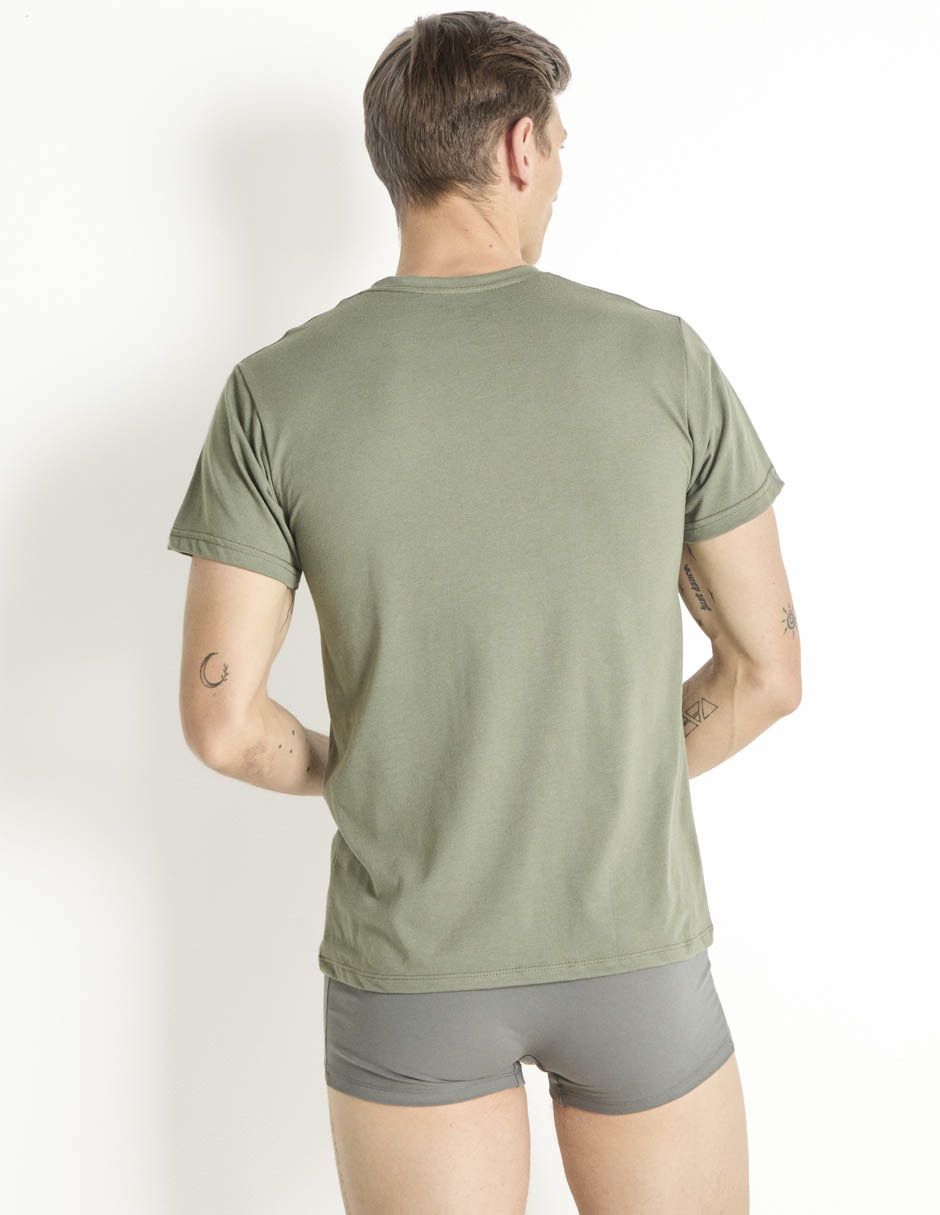 Set playera Tee cuello V para hombre 5