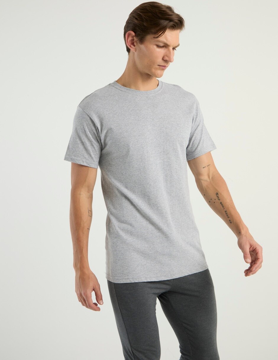 Set playera cuello redondo para hombre 4